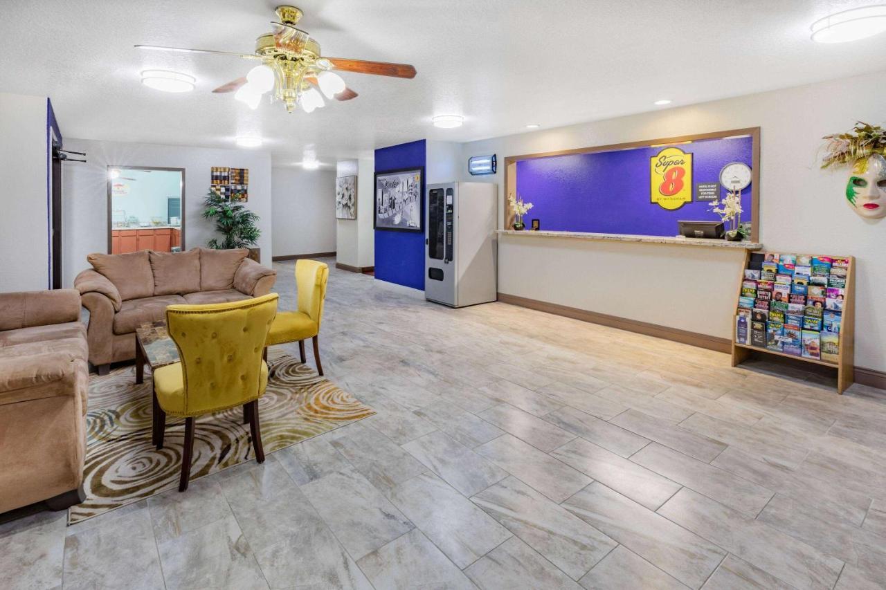 Super 8 By Wyndham Kinder/Coushatta Near Casino エクステリア 写真