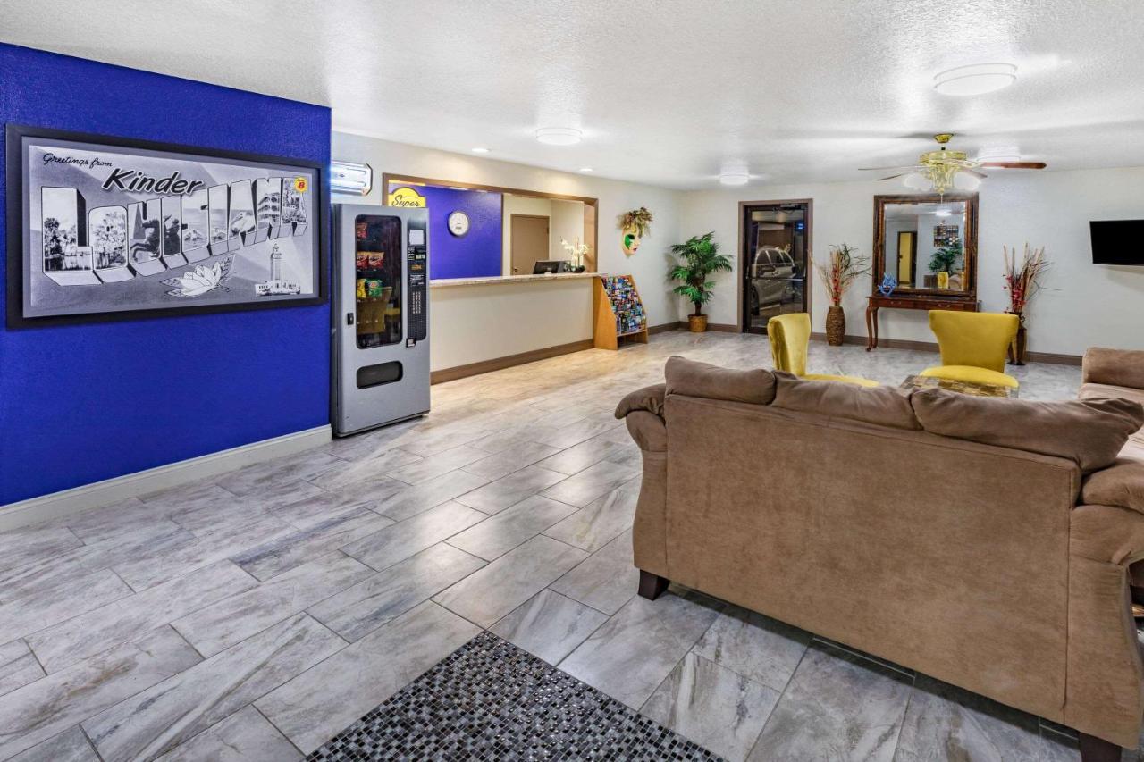 Super 8 By Wyndham Kinder/Coushatta Near Casino エクステリア 写真